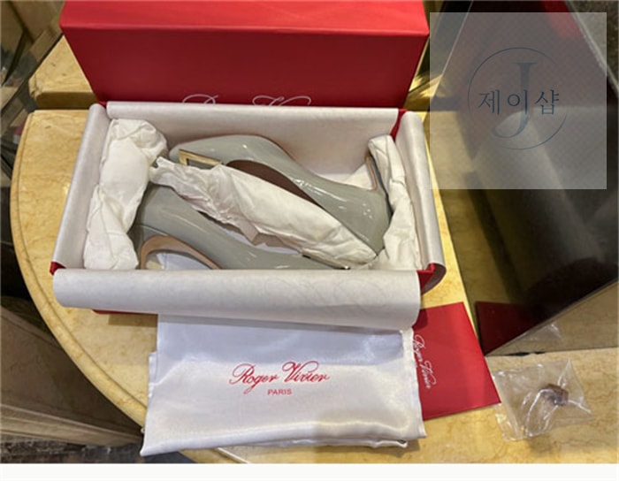 로저 비비에 트럼펫 메탈 버클 펌프스 7cm (TJ공장) - 상세 이미지